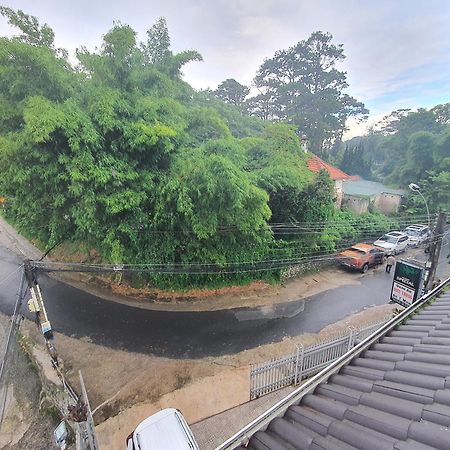 Duy Hotel Da Lat Esterno foto