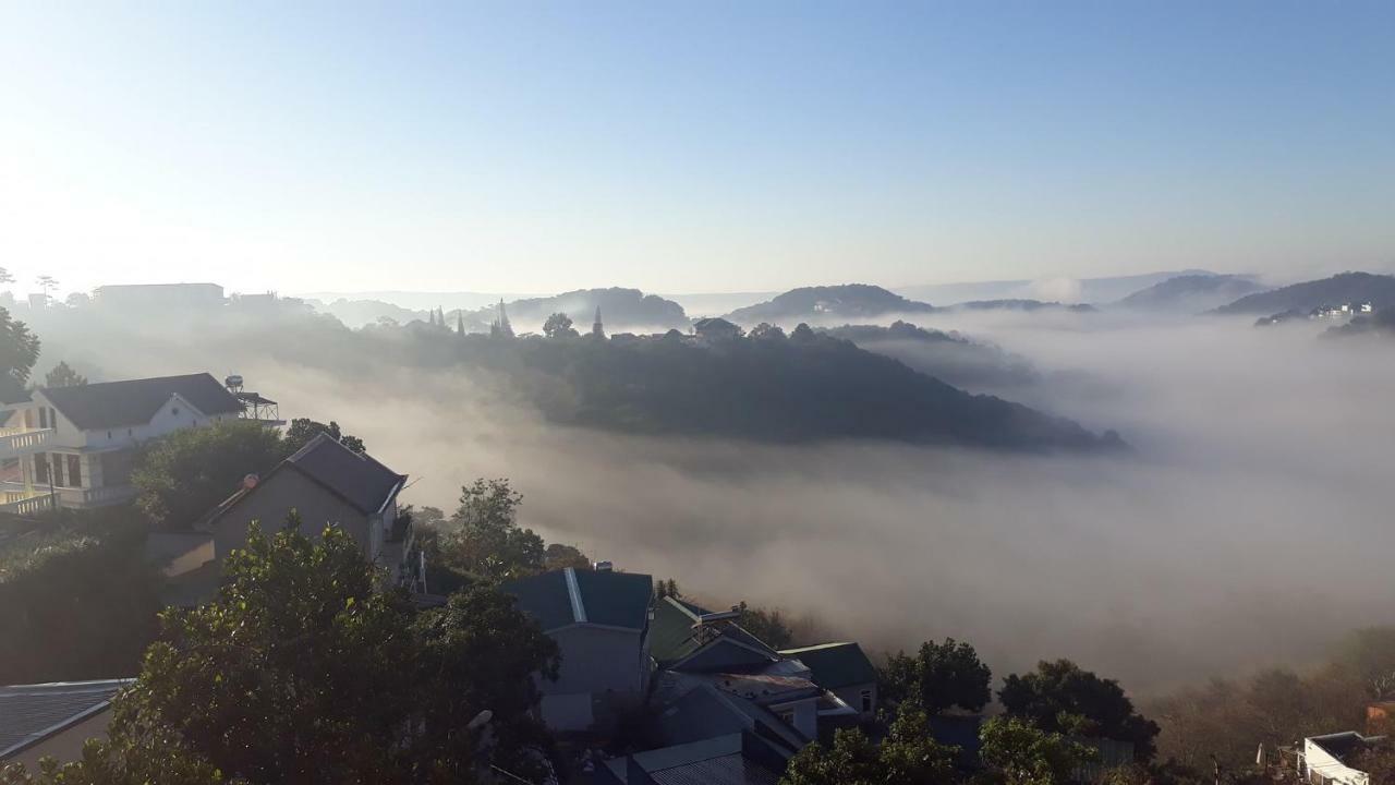 Duy Hotel Da Lat Esterno foto